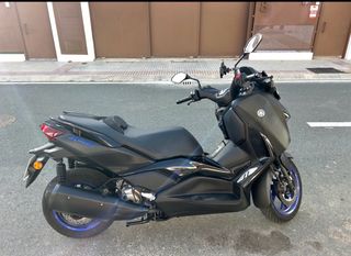 Yamaha Xmax 300 2025