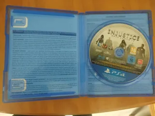 Injustice Gods Among Us Ultimate PS4