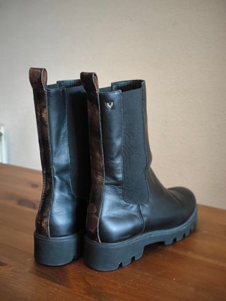Botas Martinelli Talla 39 Negras