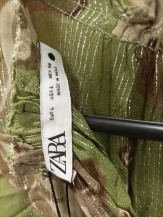 Blusa sin mangas Zara floral