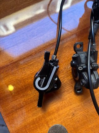 Freno Shimano BR-M575