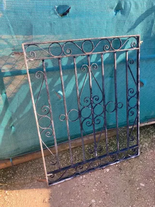 Reja de forja para ventana