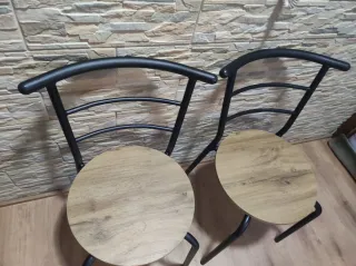 2 Sillas Metal y Madera