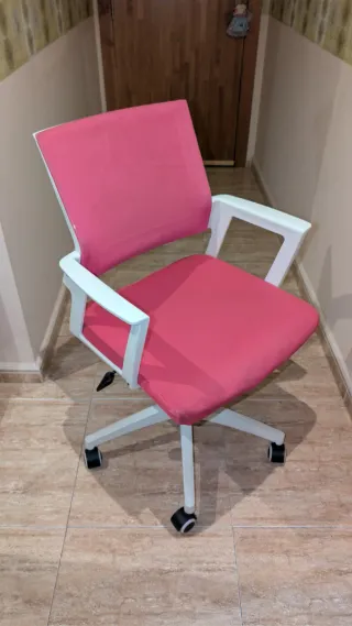 Silla de escritorio infantil rosa y blanca
