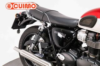 TRIUMPH BONNEVILLE T100