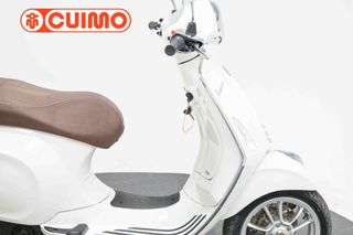 VESPA PRIMAVERA 125