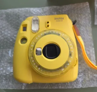 Cámara Fujifilm Instax Mini 9 Amarilla Nueva
