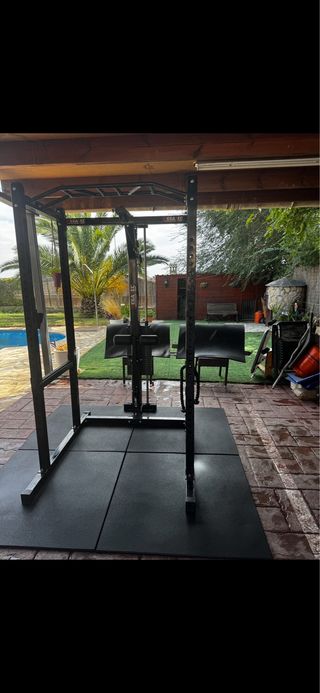 Rack ATX gimnasio con banco, pesas, mancuernas,...