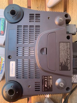 Consola Nintendo 64 Negra con Mandos y Juegos