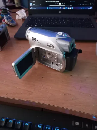 Cámara de vídeo JVC 32x