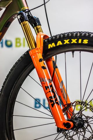 ORBEA OIZ M30 MEJORADA T-L 2023 BICICLETA SEGUNDA MANO - Talla: L