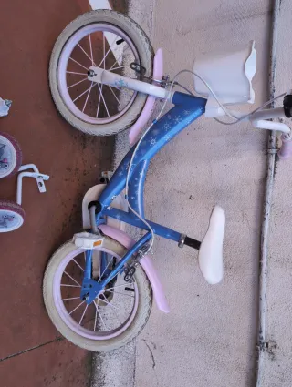Bicicleta Frozen con ruedines