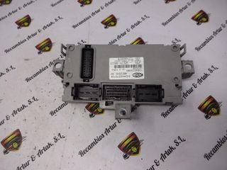Caja de fusibles PEUGEOT BOXER CITROEN FIAT DUCATO 503440270105 1364523080