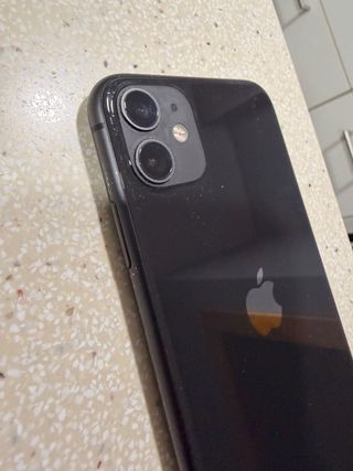iPhone 11 128GB Negro + Accesorios