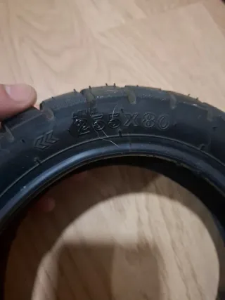 Neumático para patinete