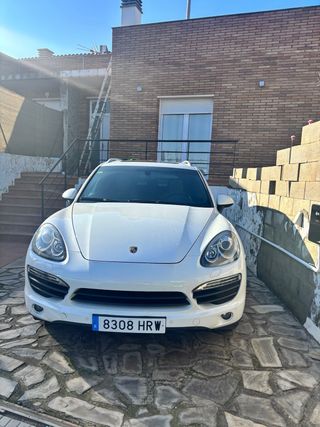 Porsche Cayenne 2013 GLP