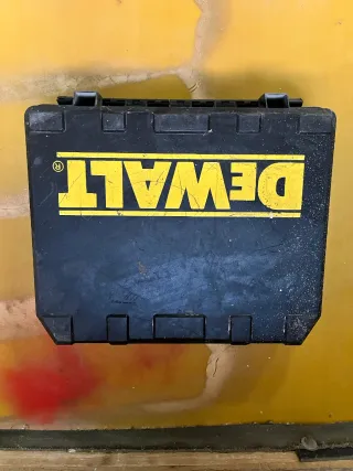 Maletín DeWalt Negro