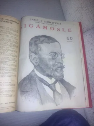 2 Libro: 1948 y 1949 muy antiguo Macías y El Conde