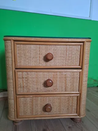 Conjunto de dormitorio infantil de mimbre