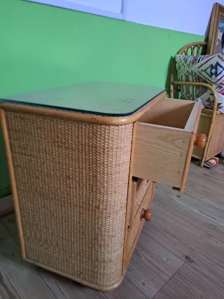 Conjunto de dormitorio infantil de mimbre