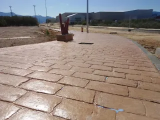 Ofrecemos todo los tipos de hormigón y reformas