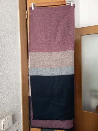 Bufanda a estrenar multicolor