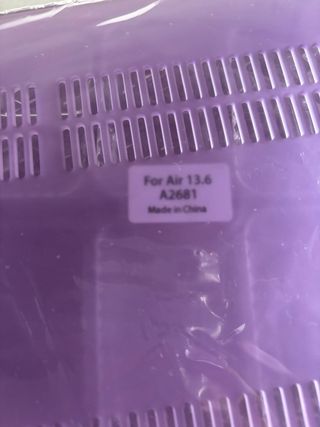 Carcasa MacBook Air Morada