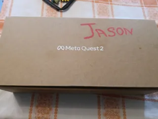 Meta Quest 2 - Visore VR e Controller
