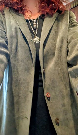 Chaqueta verde estilo blazer