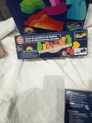 Juguetes Montessori Arcoíris y Equilibrio