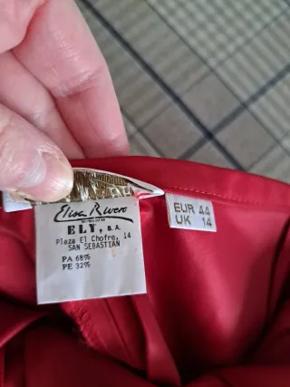 Pantalón fiesta rojo talla 44 de boutique