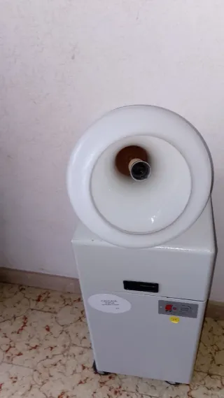 Lampadario vintage oro e bianco