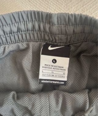 Pantalón Nike Gris