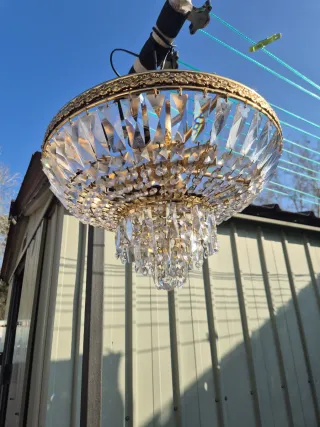 Lámpara de techo clásica dorada y cristal