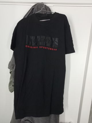 Camiseta McKenzie Talla M Negra