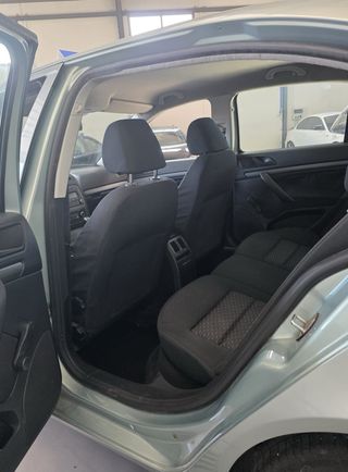 Skoda Octavia 1.6 TDI 105 cv Active Plus Año 2012