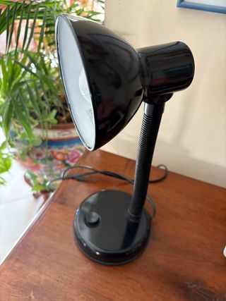 Lampada da tavolo nera lucida vintage