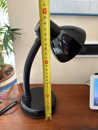 Lampada da tavolo nera lucida vintage