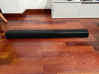 Barra de sonido negra