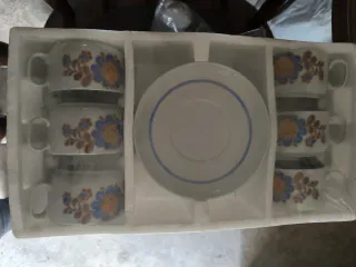 Set tazze anni '70 nuove