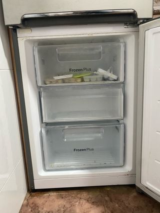 Nevera Daewoo 4 años