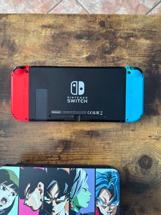 Nintendo Switch Azul y Rojo