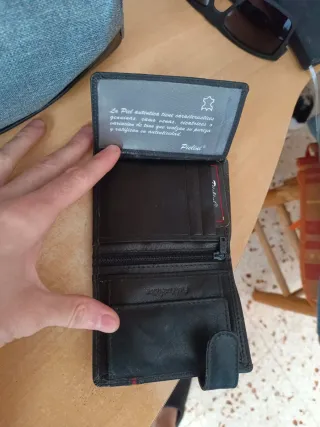 Cartera Pielini Negra con detalles