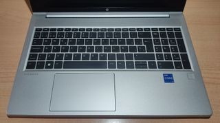 Portátil HP Probook 450 G8. FULLHD i7, 16 RAM, SSD