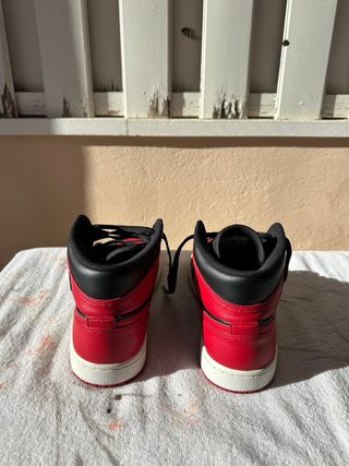 Jordan 1 Mid Talla 42.5