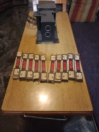 Proyector Cine Años 30 + 10 Películas