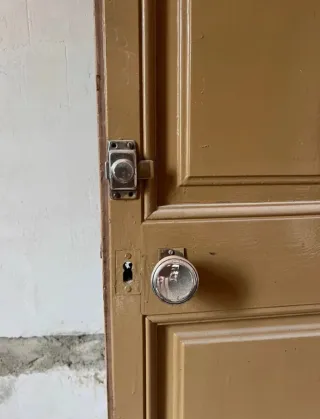 Puerta madera maciza vintage