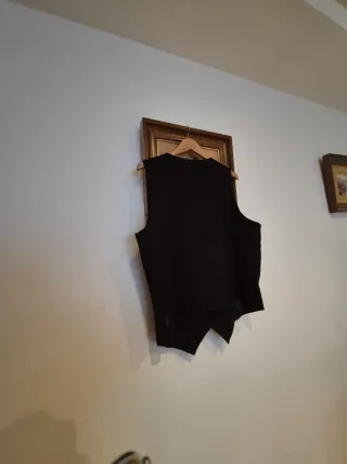 Conjunto negro 3 piezas talla 44/48 17 euros