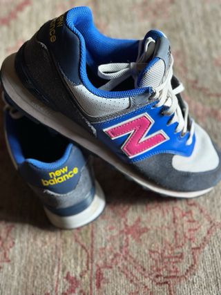 Zapatillas New Balance Azul y Rojo Talla 38,5 cms