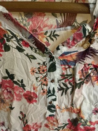 Camisa floral Zara Talla S